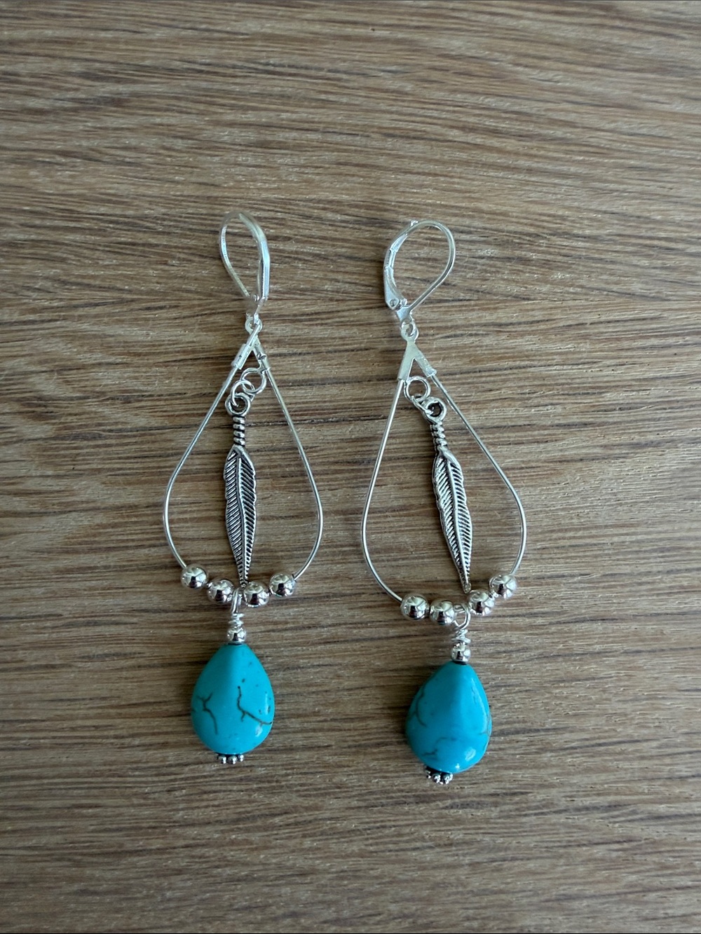 HAND CRAFTED HOWLITE TEARDROP EARRINGS Feather Western Boho - Picture 7 of 9